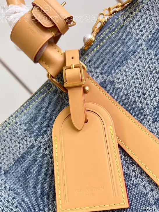 WIS 50 BANDOULIÈRE LOUIS KEEPALL VUITTON 0626